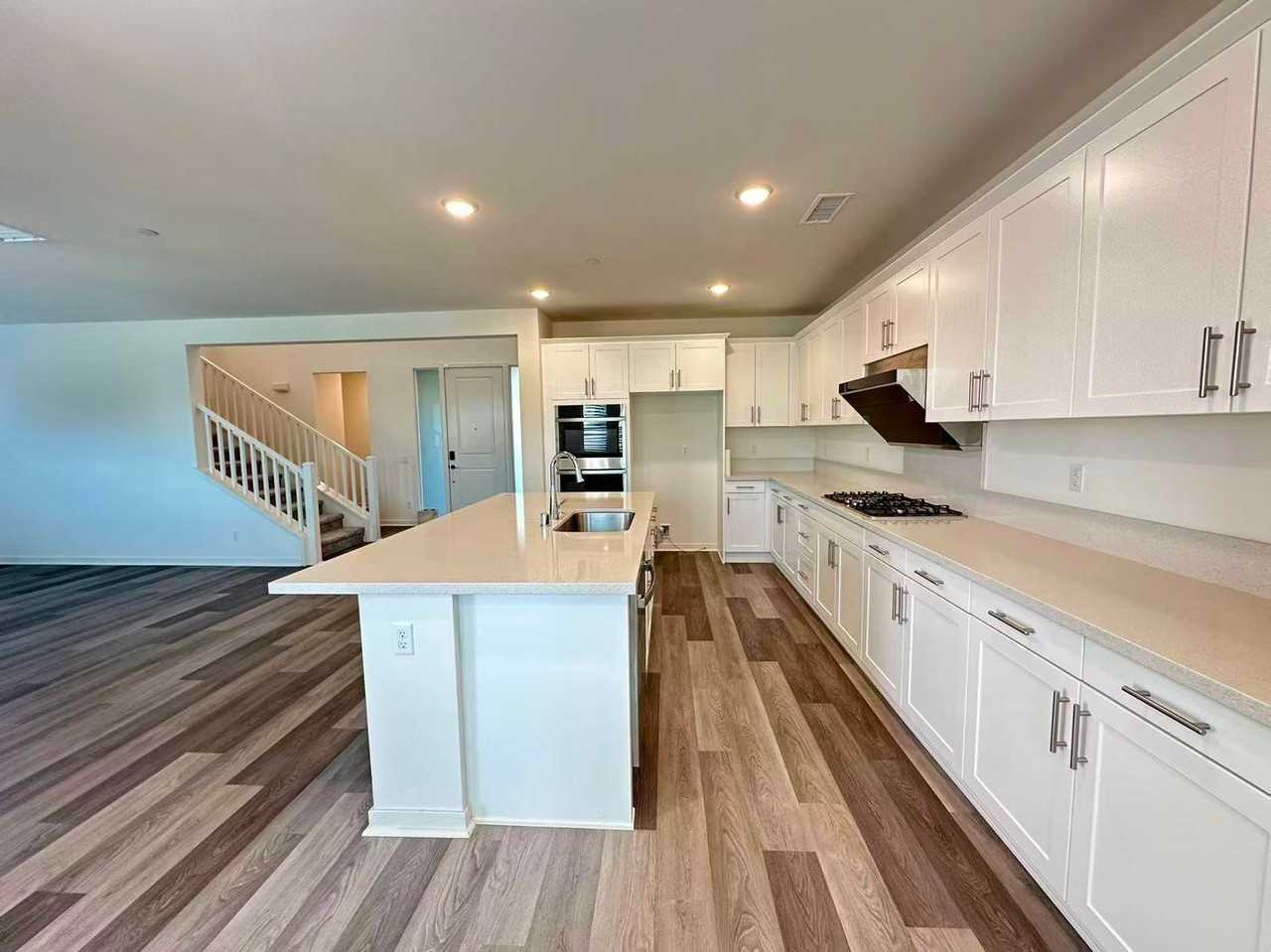 2622 E Scarlett Ln - Photo 4 of 22