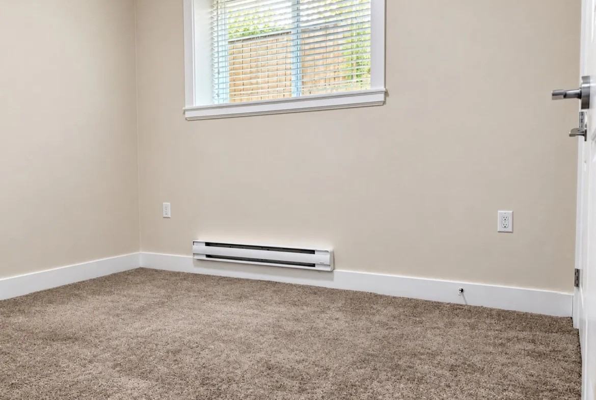 3387 Darwin Avenue - Photo 3 of 15