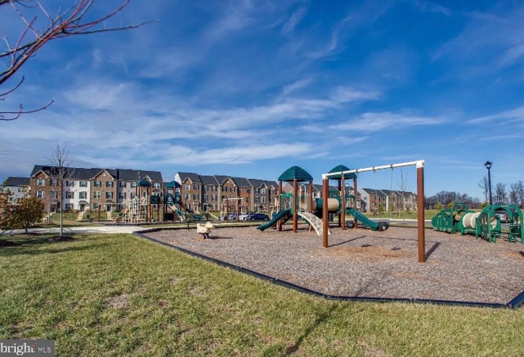 14602 Ring House Road - Photo 2 of 18
