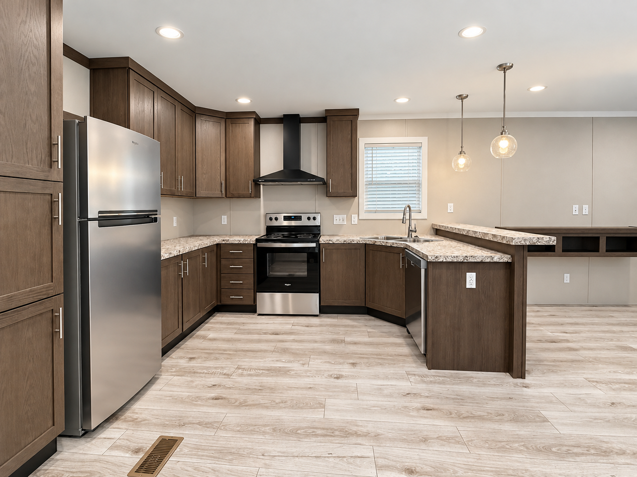 709 N Collins Fwy #39 - Photo 7 of 21