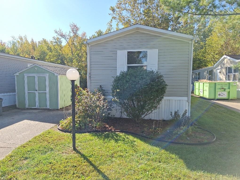 420 White Pine Blvd #19 - Photo 7 of 33