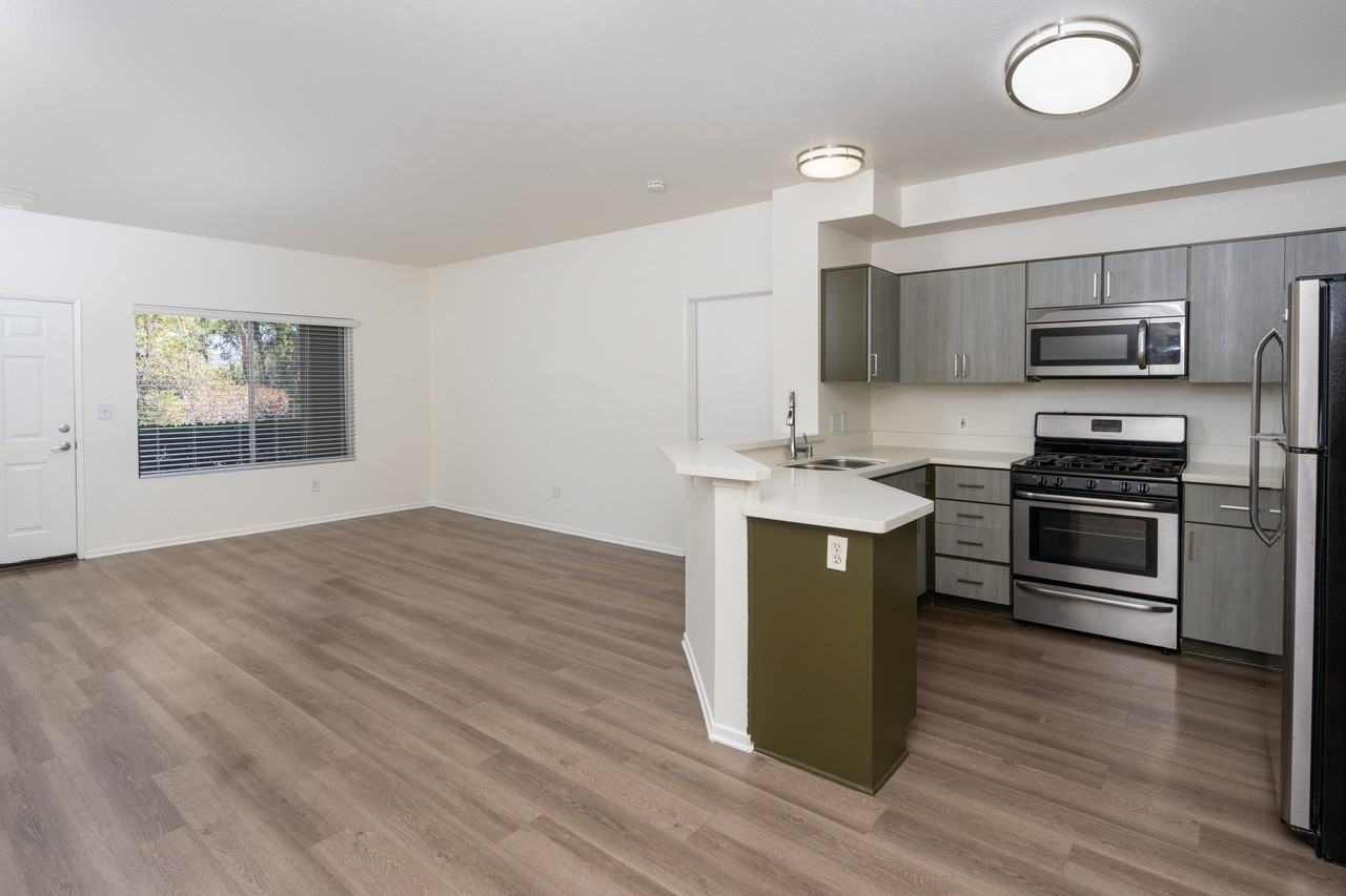 Alta Vista Apartments - Photo 7 of 50