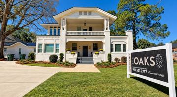featured image of 105 S Zetterower Ave