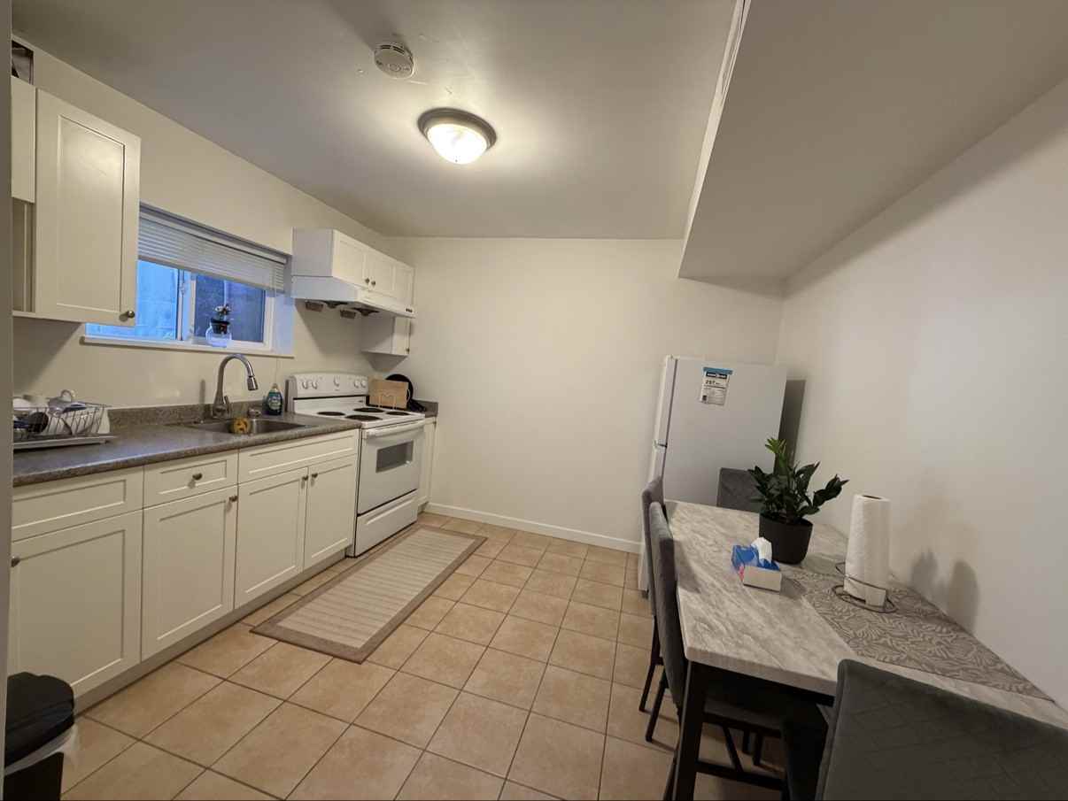 6551 Curtis Street - Photo 5 of 10