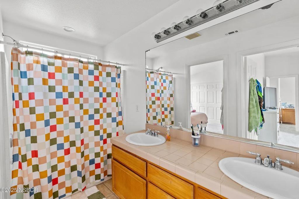 217 Gilea Ct - Photo 6 of 19