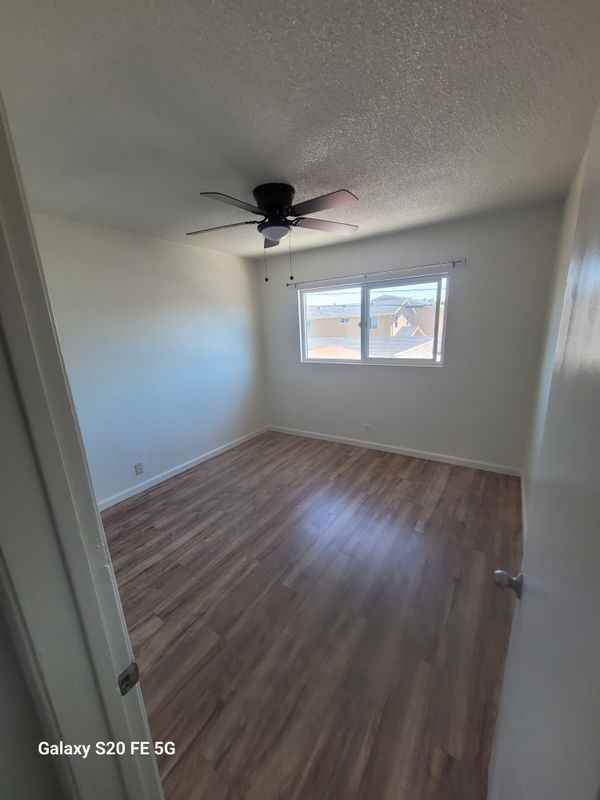 1058 W 101st St - Photo 2 of 6