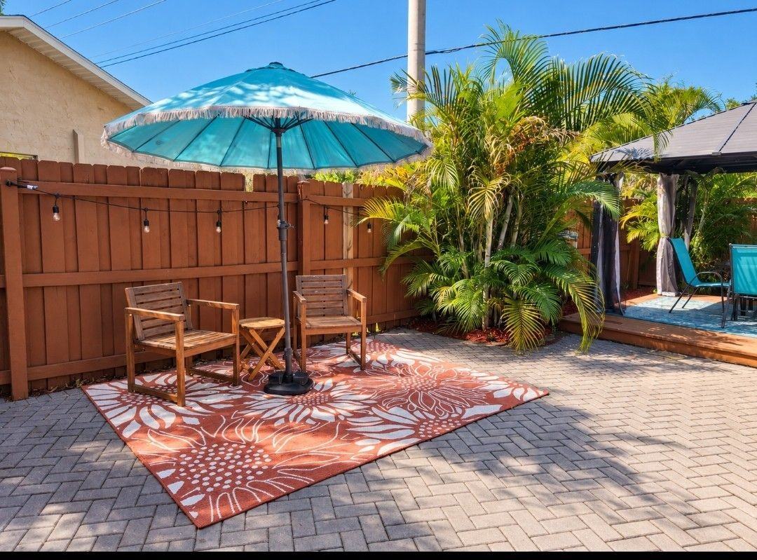 2791 62nd Ter N - Photo 2 of 15