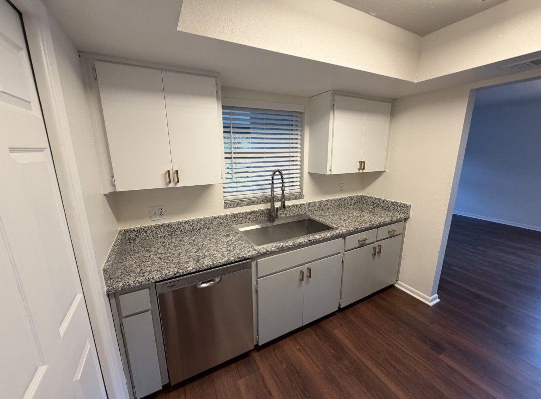 2791 62nd Ter N - Photo 7 of 15