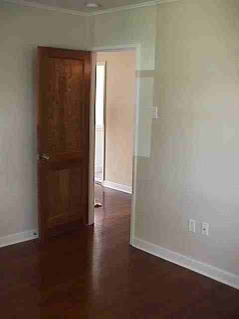 115 Maine St - Photo 4 of 16