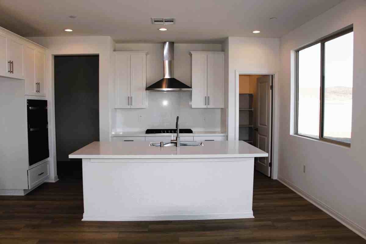 4316 Ladrillo St - Photo 5 of 39