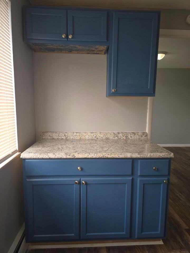 125 Starling Road - Photo 5 of 18