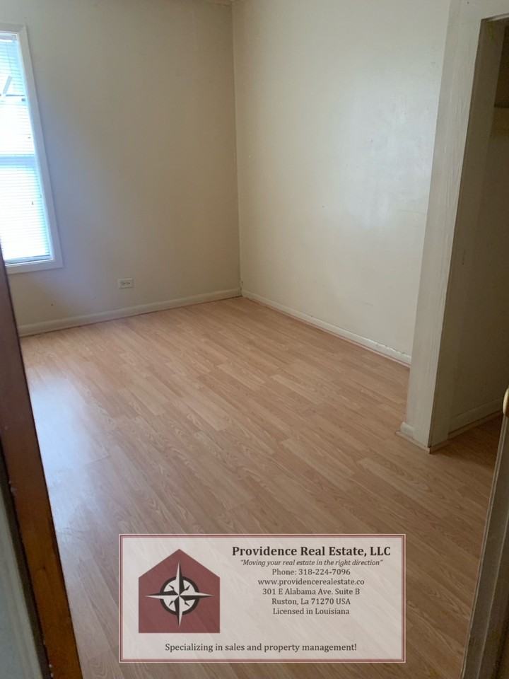 1201 Gains Ave #2 - Photo 6 of 8