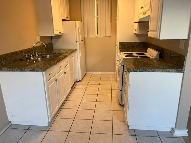 757 Domingo Dr - Photo 2 of 8