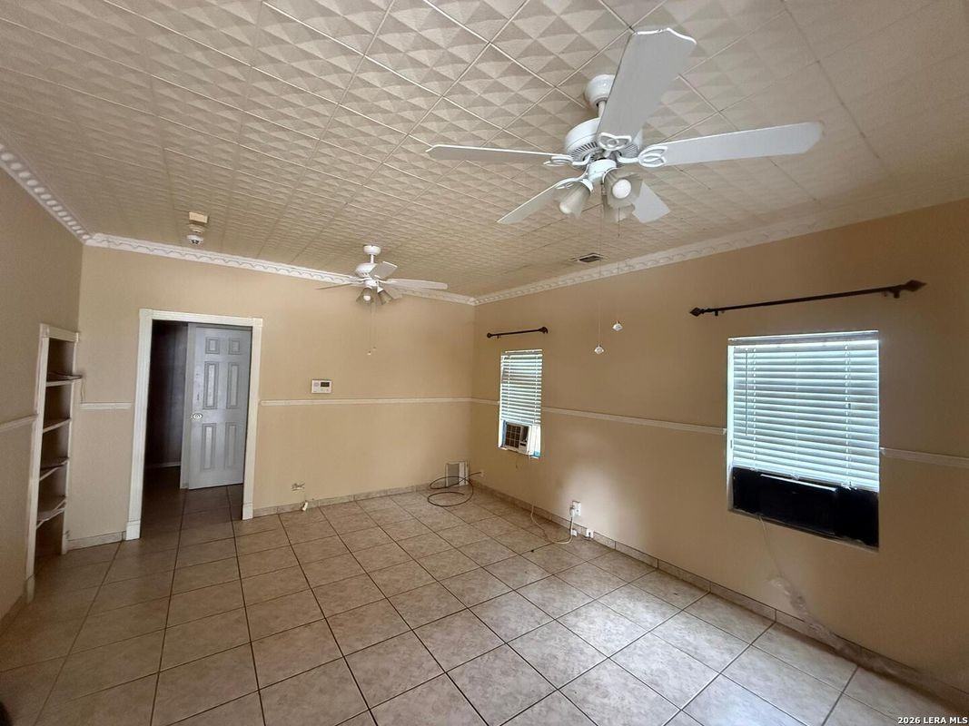 122 Tipton Ave - Photo 3 of 6
