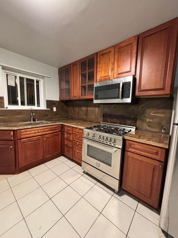 3626 Pratt Ave ##2 - Photo 2 of 18