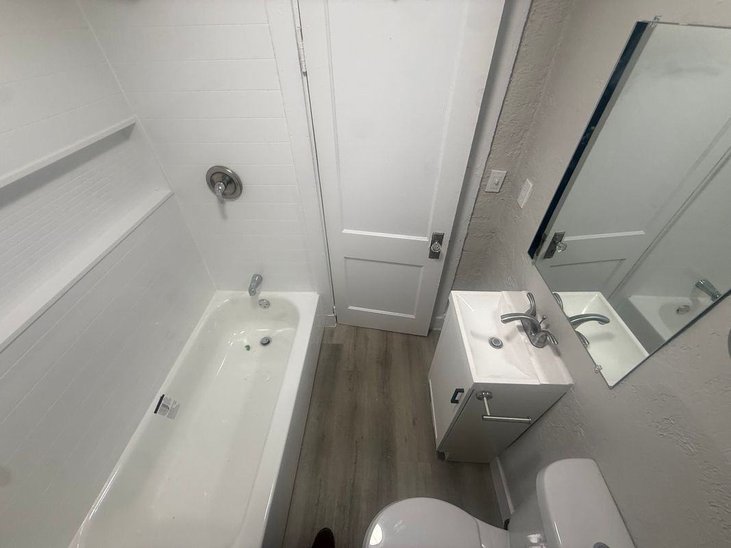3639 Paseo Blvd - Photo 2 of 9