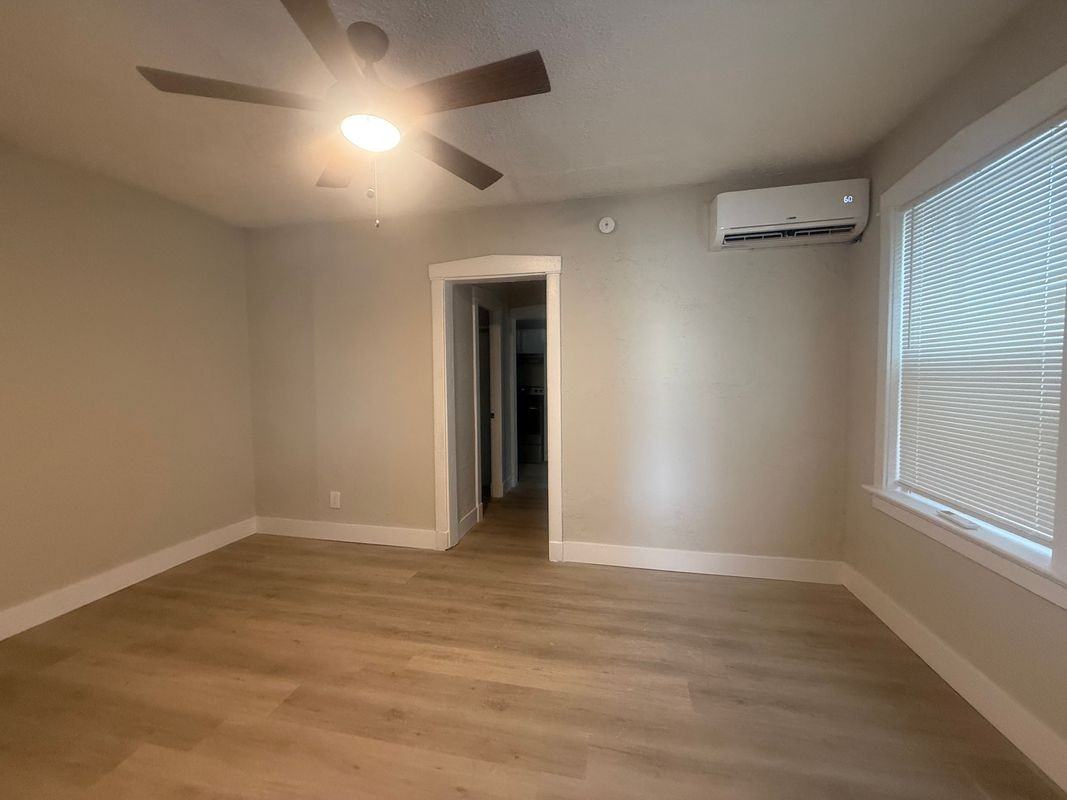 3639 Paseo Blvd - Photo 4 of 9