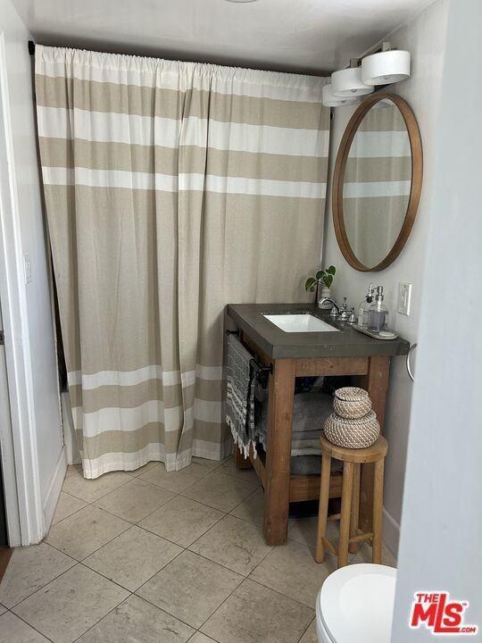 4835 Berryman Ave - Photo 6 of 28