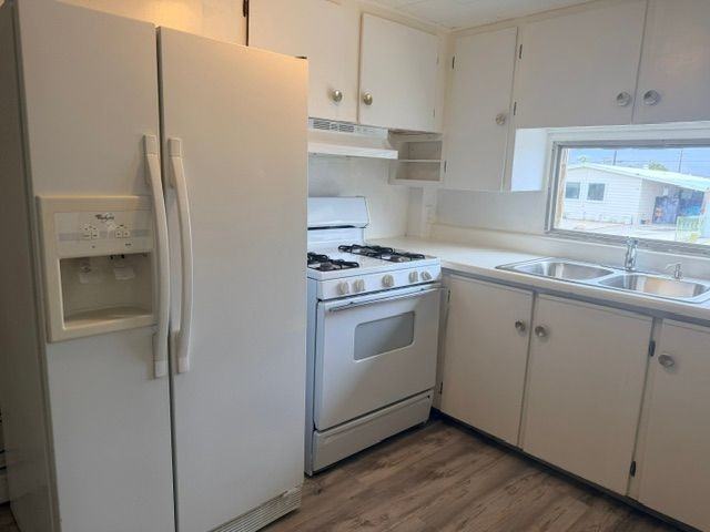 32290 Cody Ave - Photo 4 of 12