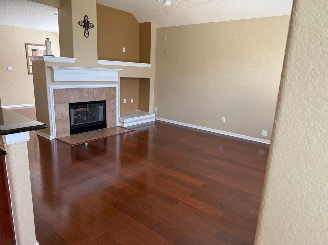 14619 Timber Cliff Ln - Photo 4 of 14