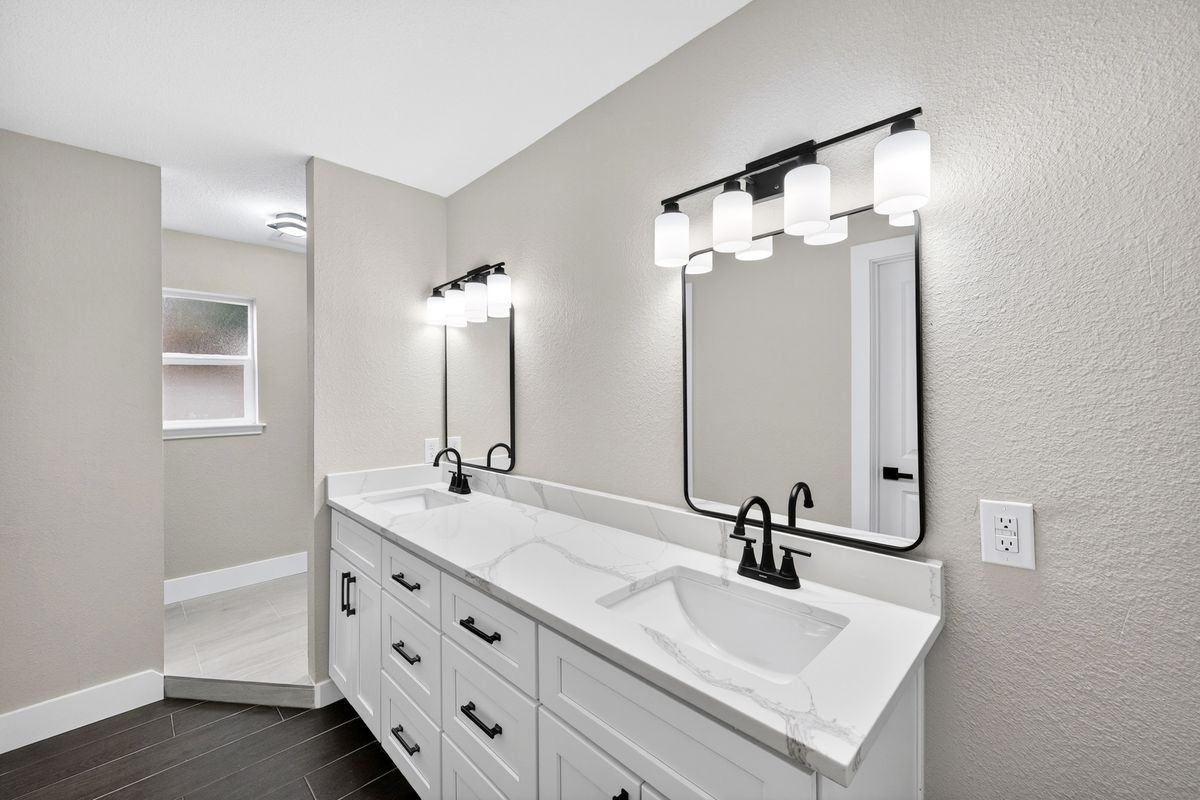 12303 Shelwick Dr - Photo 2 of 23
