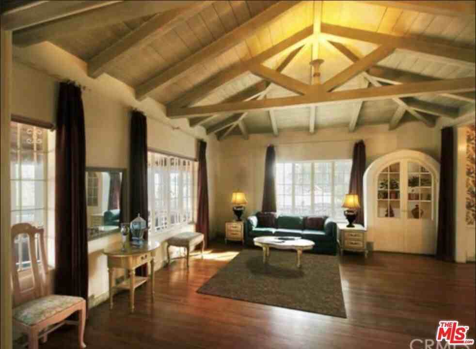 33368 Macy St - Photo 5 of 35