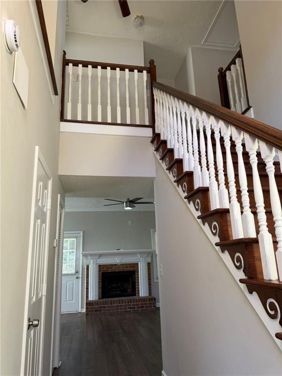 3000 Oak Meadow Dr - Photo 2 of 14