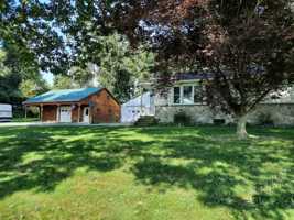 featured image of 419 Goat Hill Rd