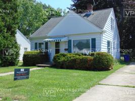 featured image of 1115 Suydam St
