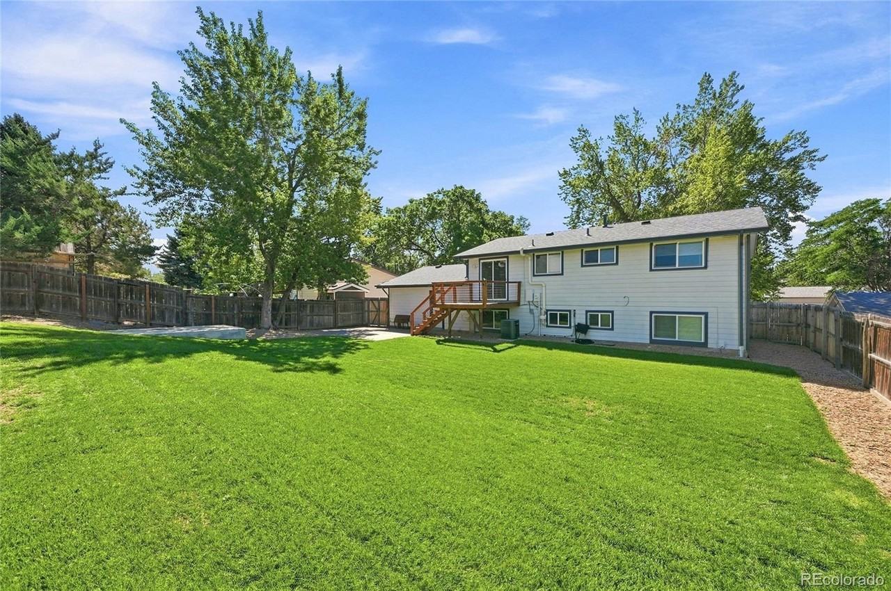 528 Apollo Ct - Photo 4 of 25