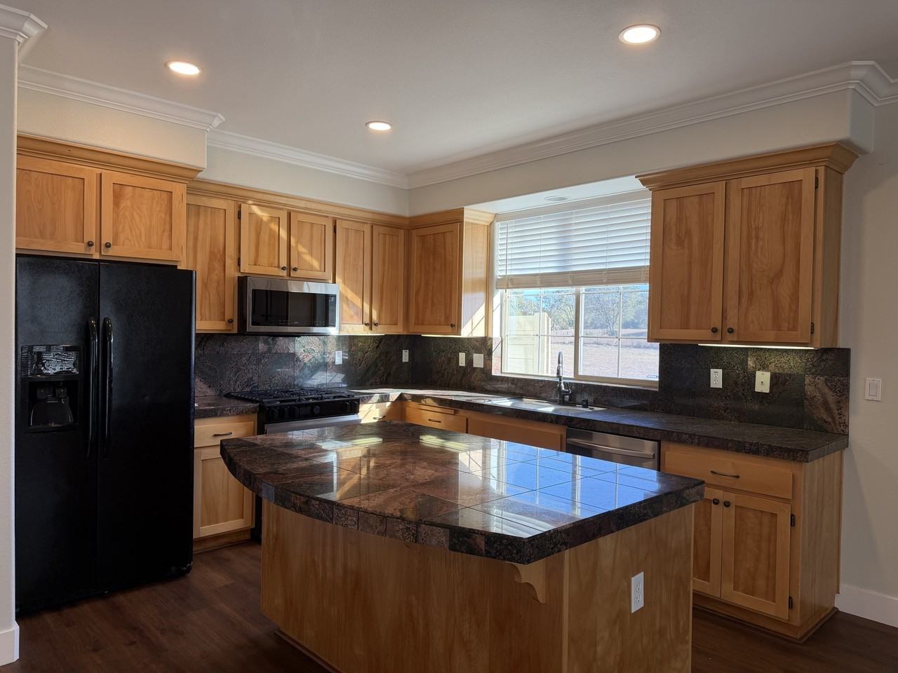 1442 Trombetta St - Photo 6 of 26