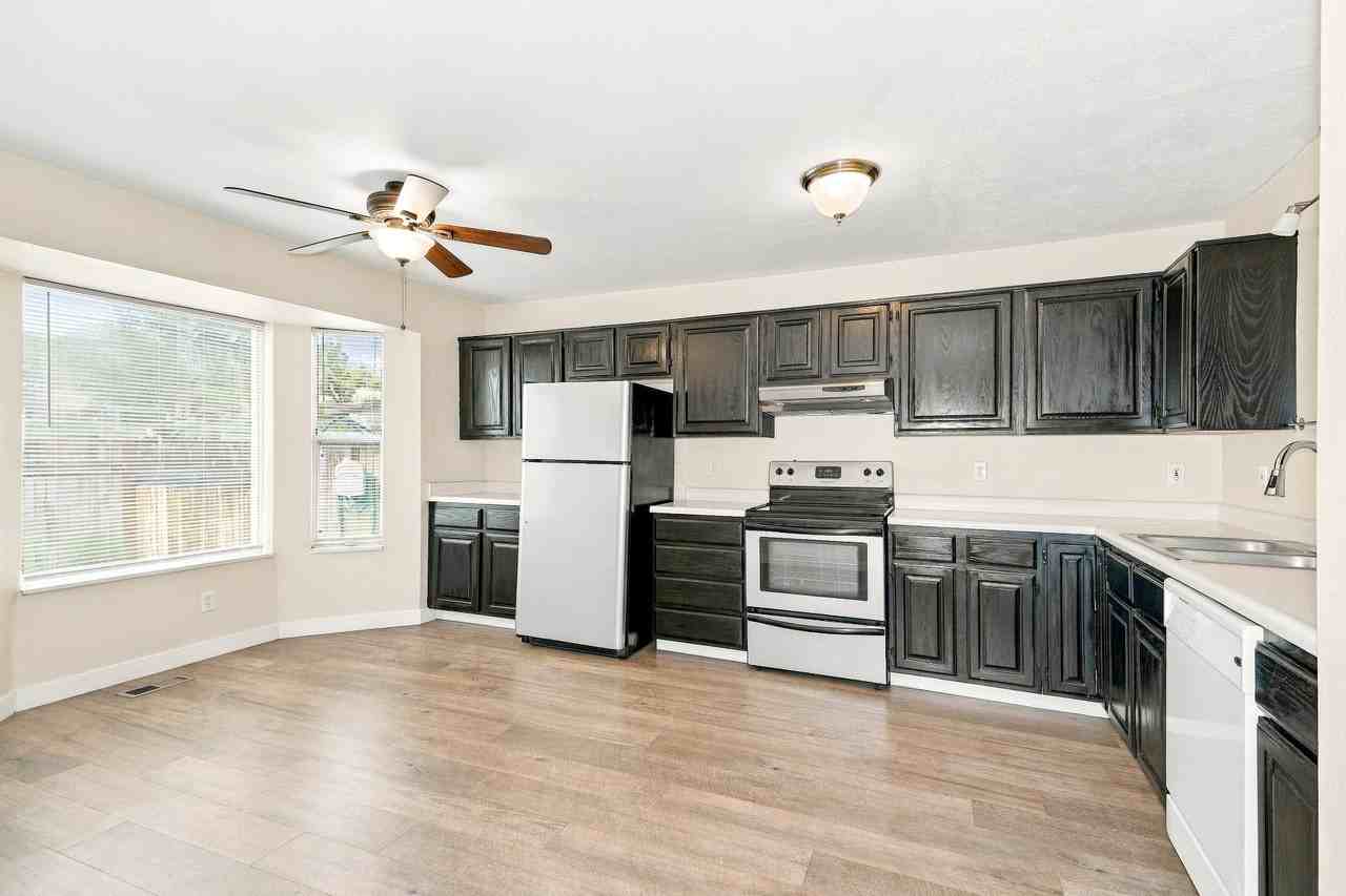 1727 Nw #1727 - Photo 7 of 21