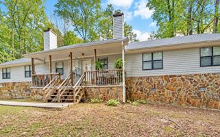 featured image of 82 Churchill Dr #B