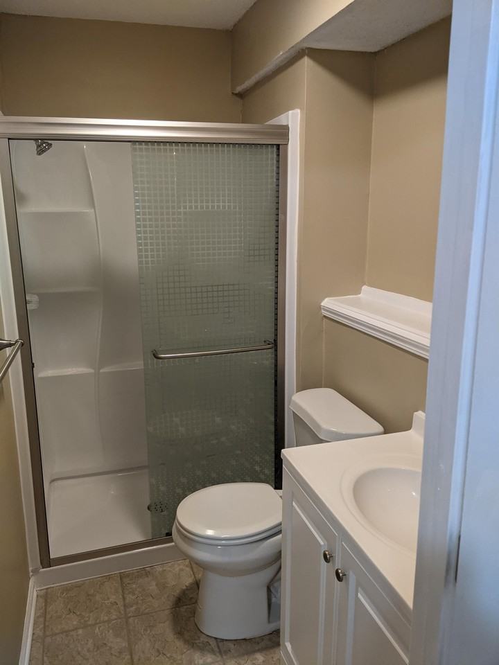 1417 E 123rd Ter #1417 - Photo 6 of 11