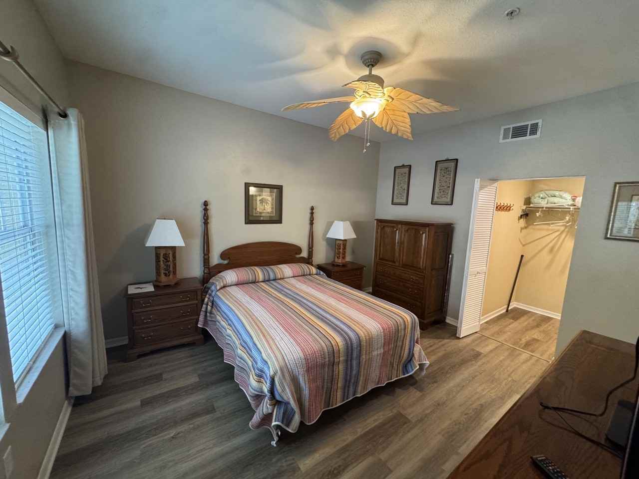 5025 Southwestcourt #H103 - Photo 7 of 19