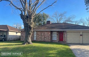featured image of 4907 Glenridge Ln