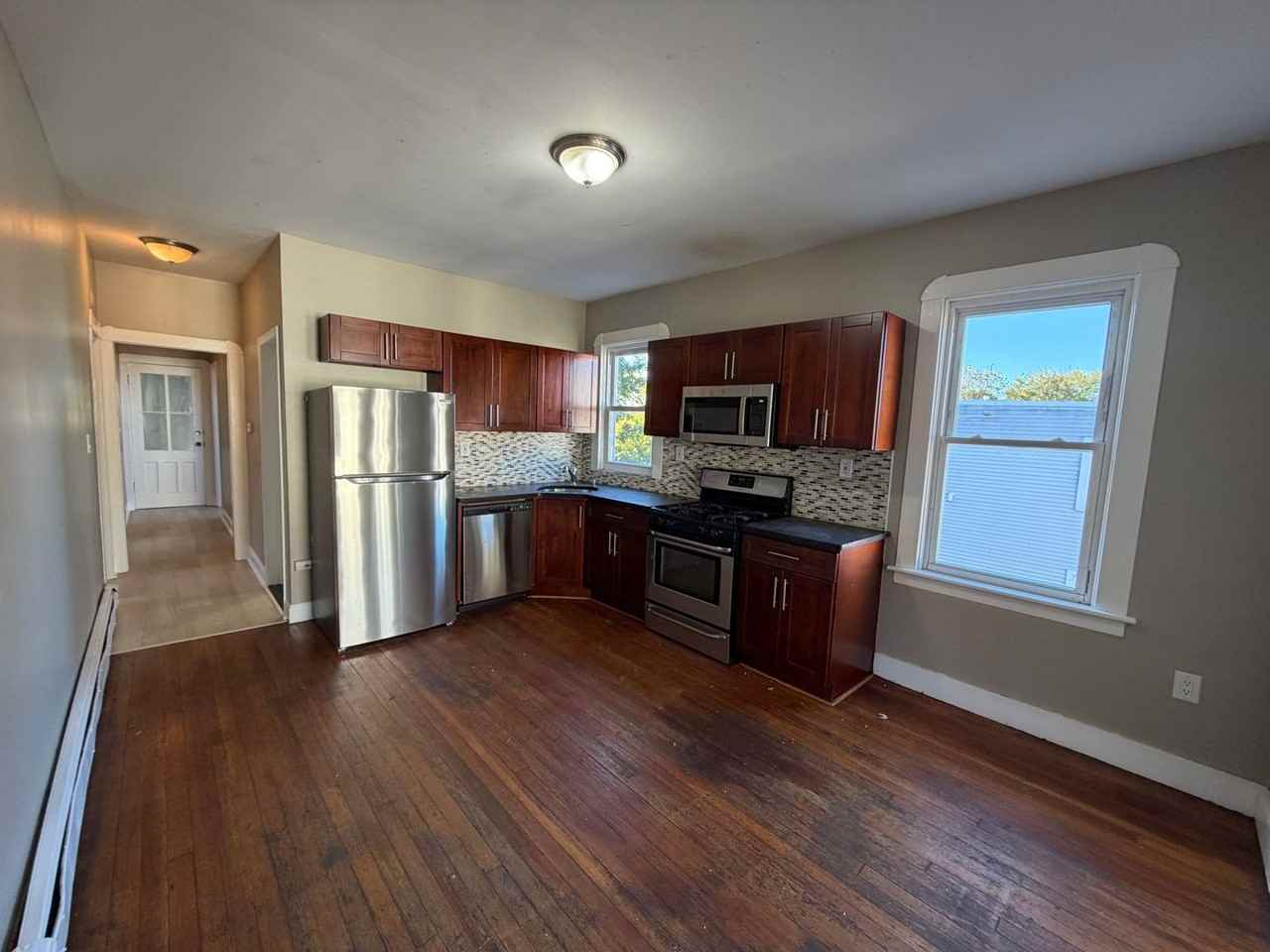 662 State - Photo 5 of 45