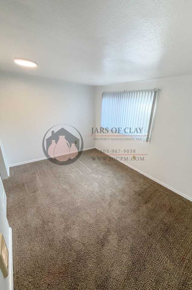 3857 Partridge Ln Ne - Photo 7 of 9