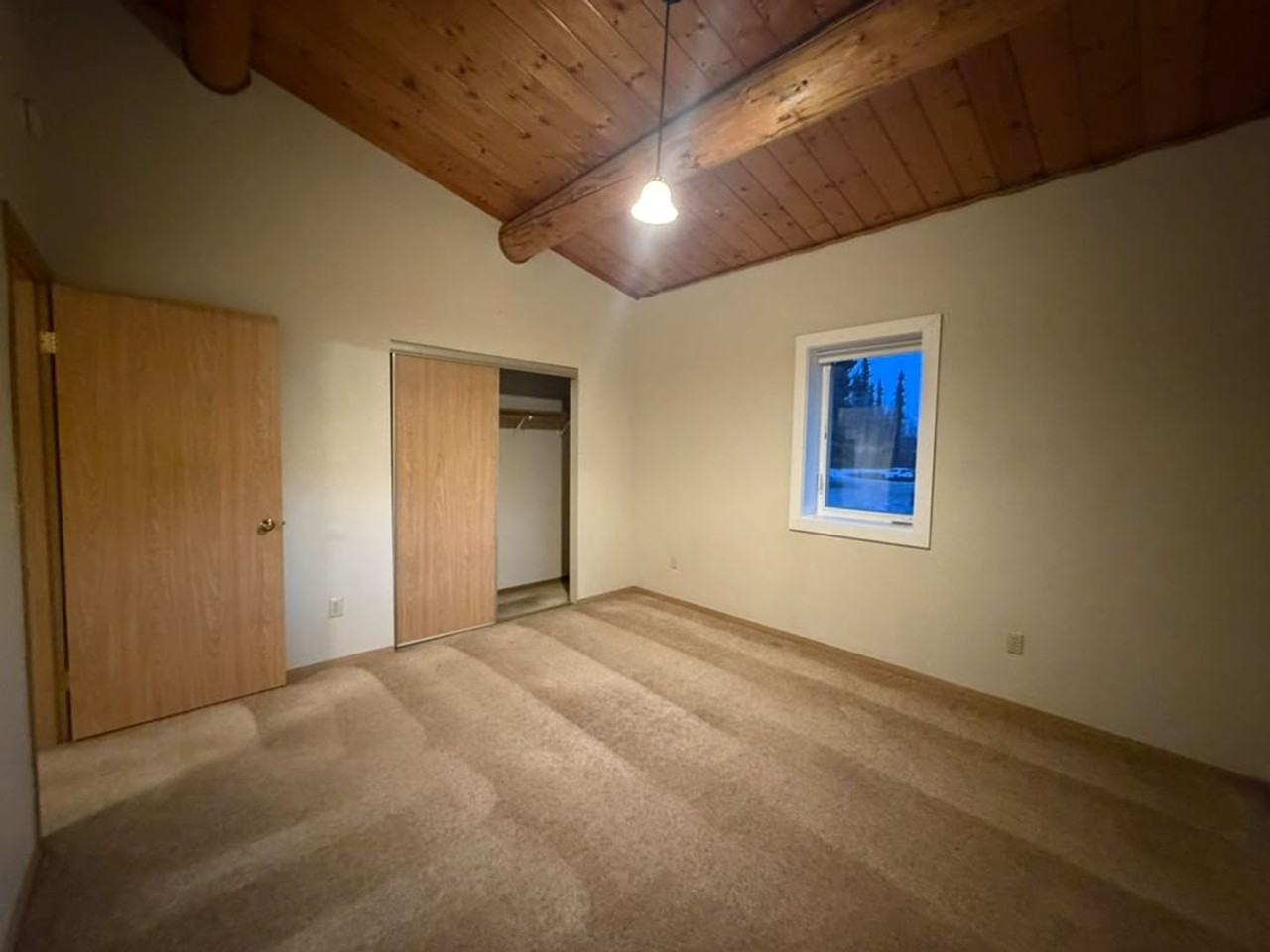 Beaver Lake Apartments | Peaceful Lakefront Living in North Pole, AK - Photo 5 of 41