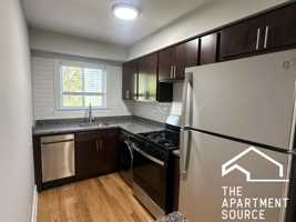 featured image of 696 Elm Pl #302