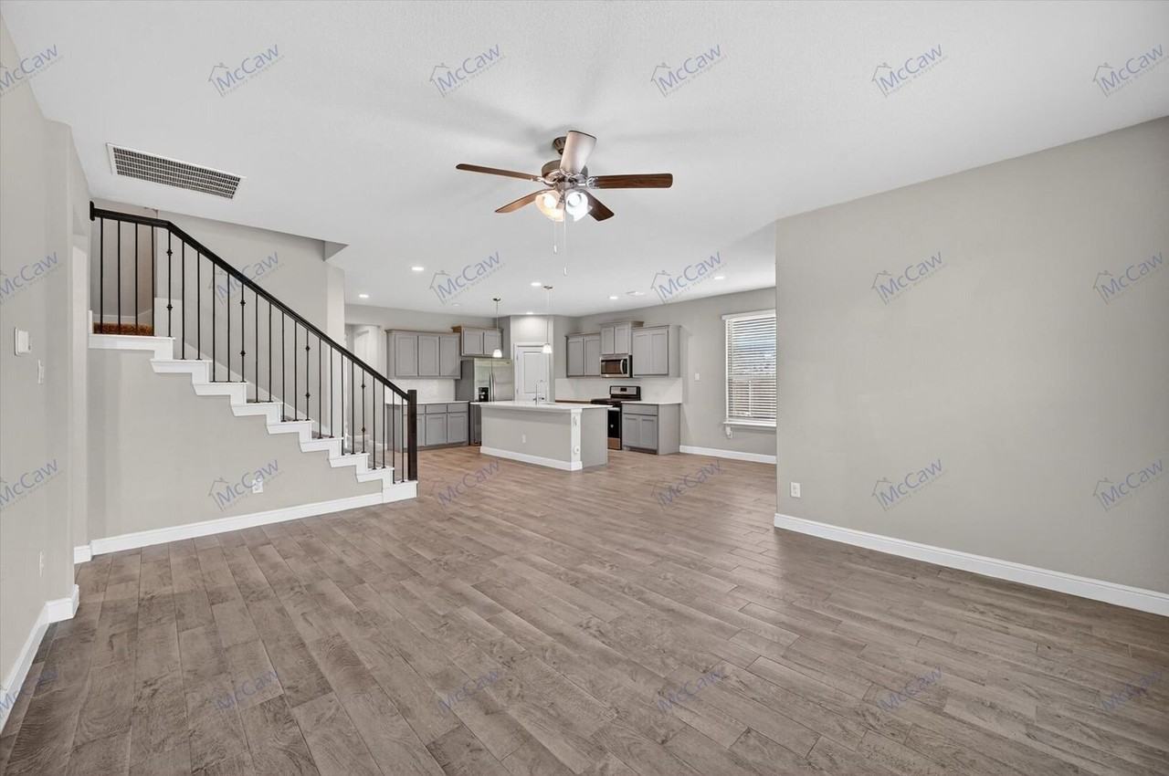 2521 Dunbarton Dr - Photo 2 of 23