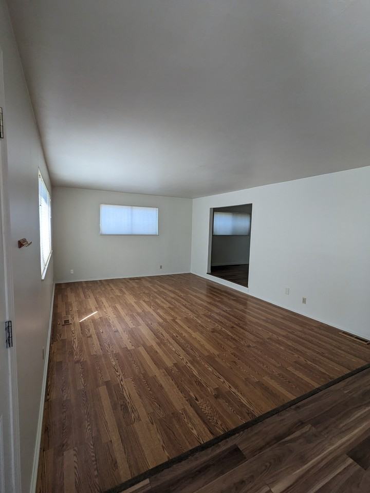 806 Gromo Ct - Photo 5 of 33