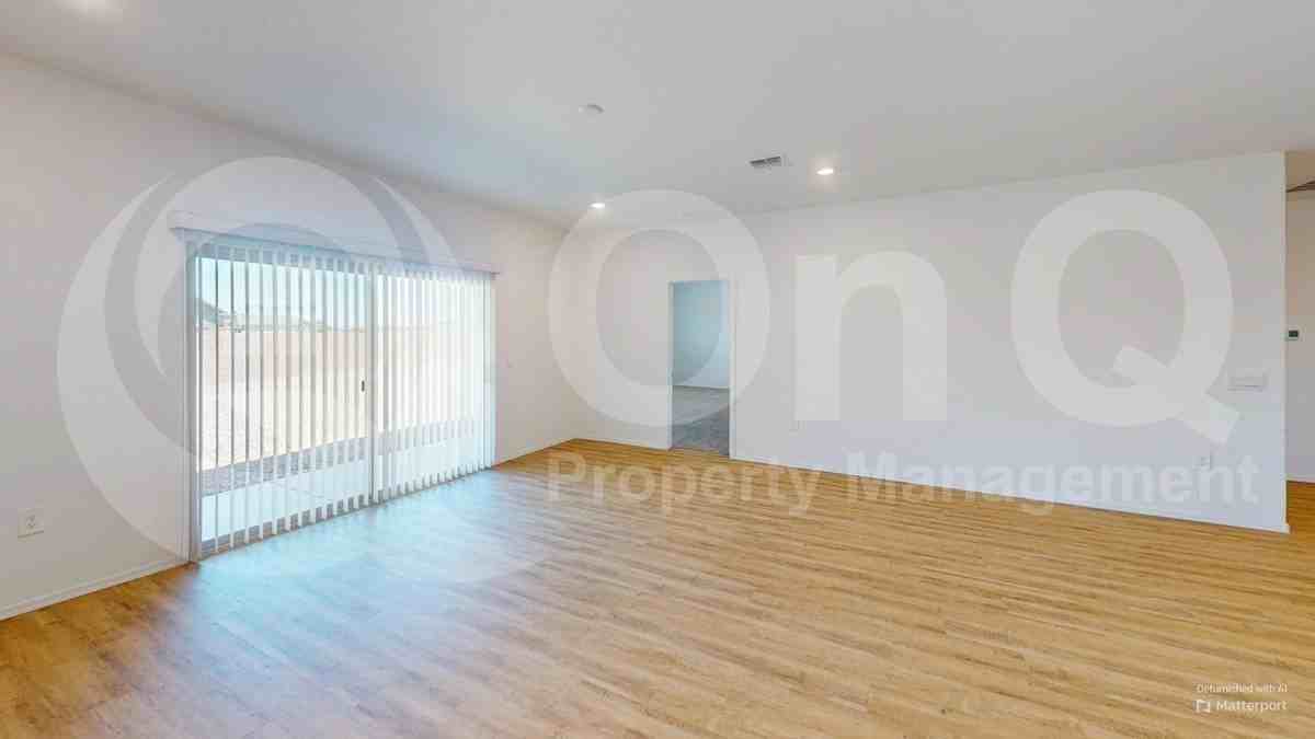8654 W Orange Jubilee Dr - Photo 7 of 25