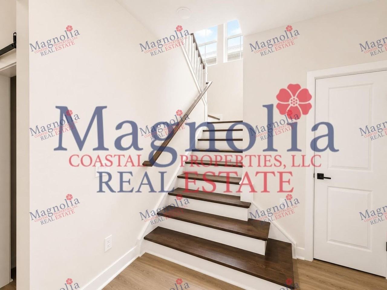 136 Mage St - Photo 7 of 28