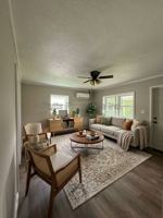featured image of 522 S Connor St