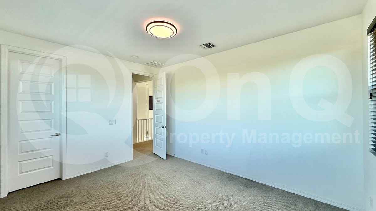 14419 W Charter Oak Rd - Photo 7 of 26