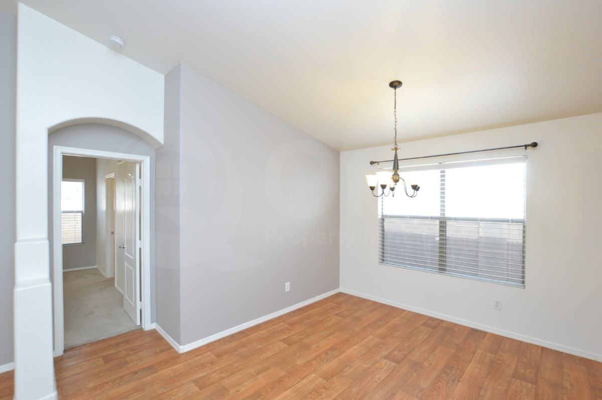2130 E Pinto Dr - Photo 6 of 23