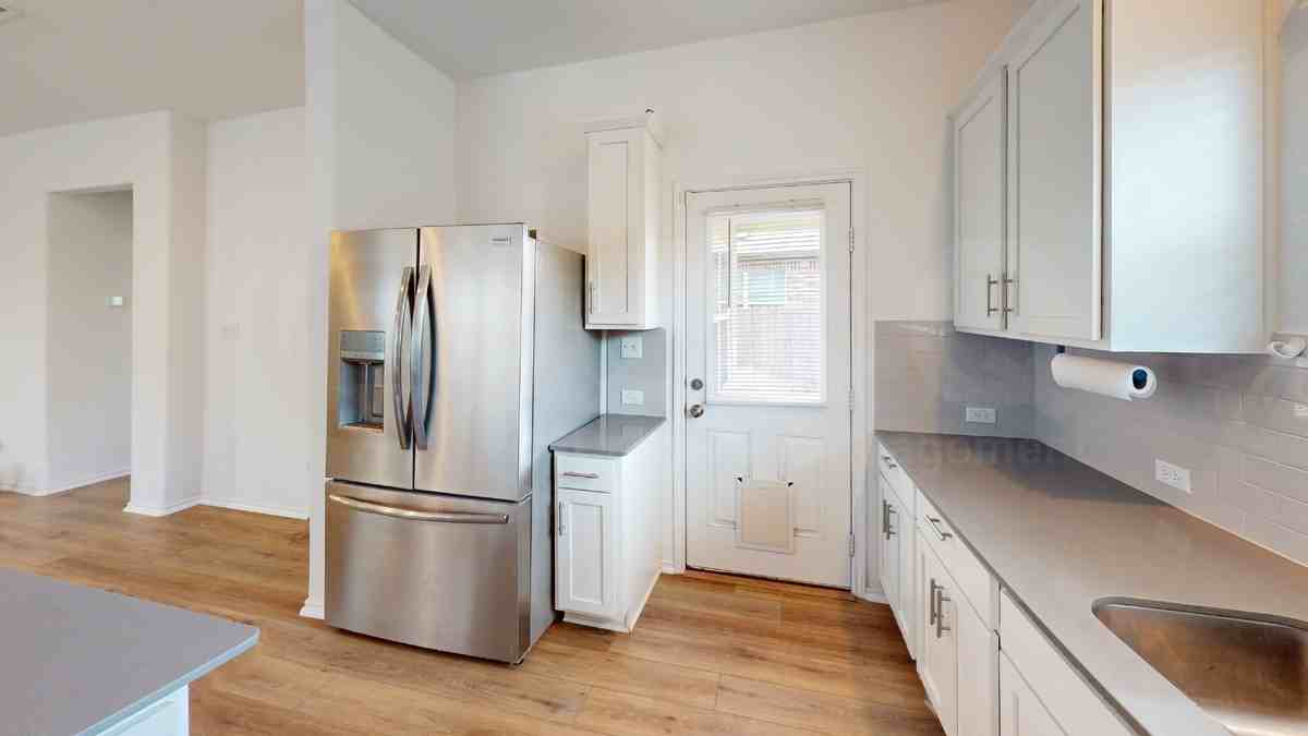 8108 Purple Aster Pass - Photo 2 of 20