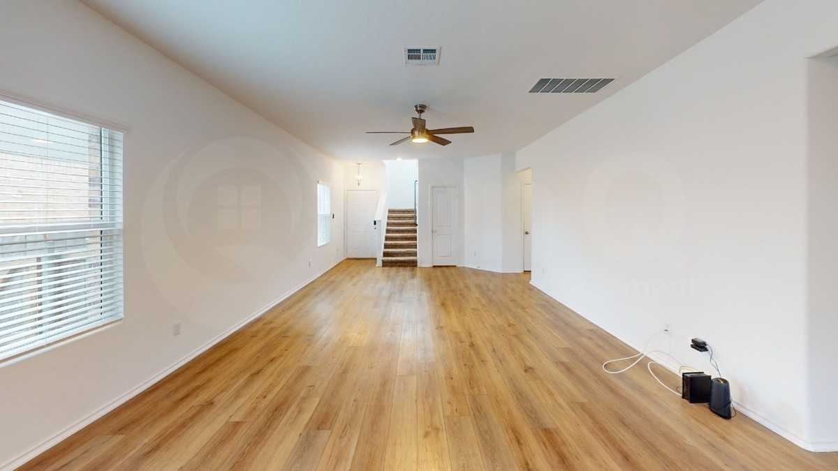 8108 Purple Aster Pass - Photo 3 of 20