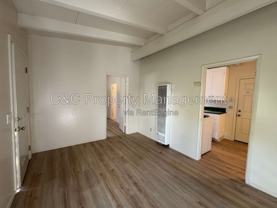 871 Hawthorne St #D - Photo 1 of 1